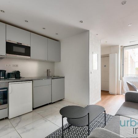 04 Best Flat Montorgeuil 3 Париж Екстериор снимка