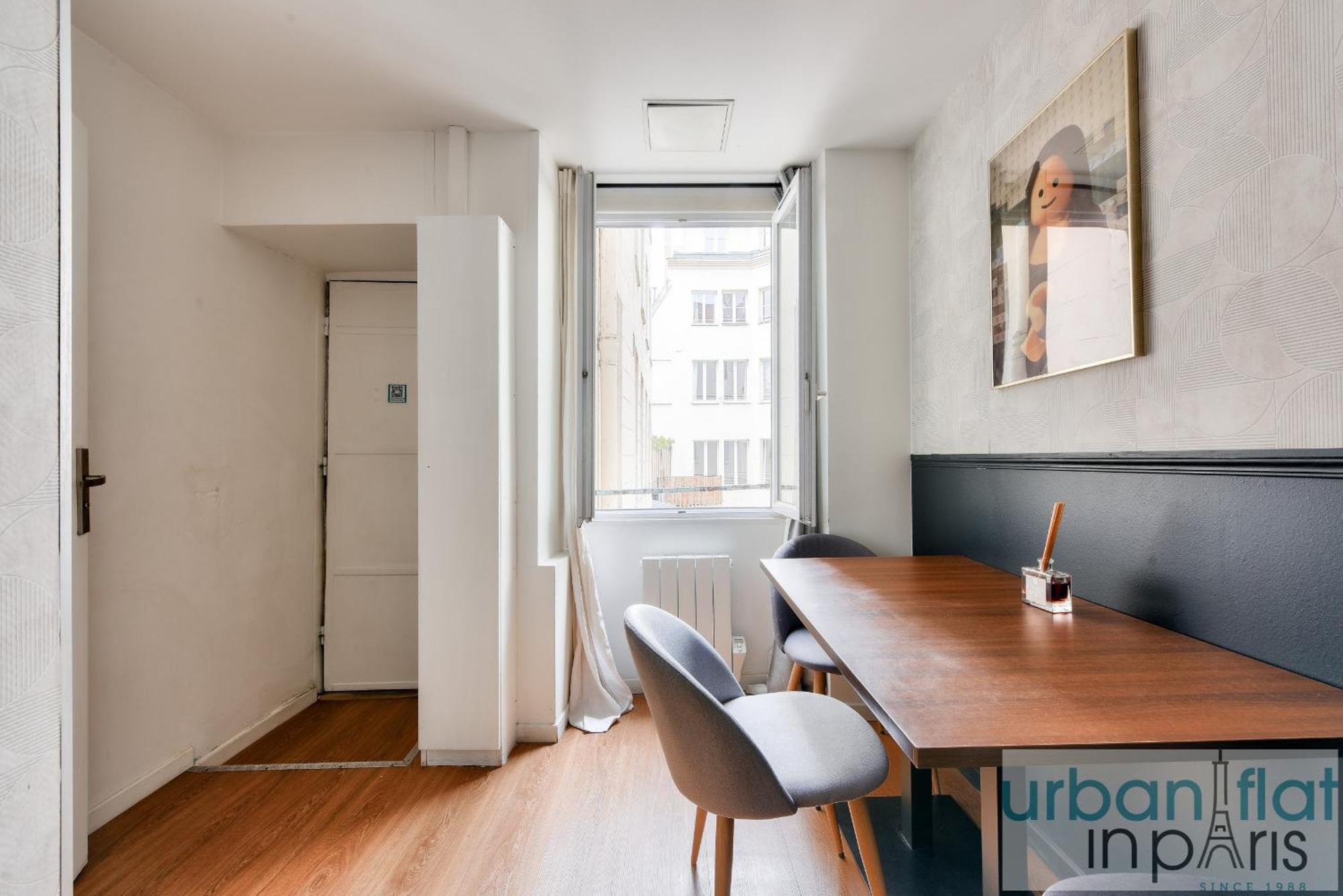 04 Best Flat Montorgeuil 3 Париж Екстериор снимка